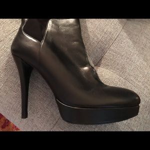 UNWORN Black Stuart Weitzman Boots, 4” Heel!